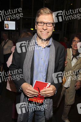 Premiere 'Als ob es regnen würde' in Hamburg