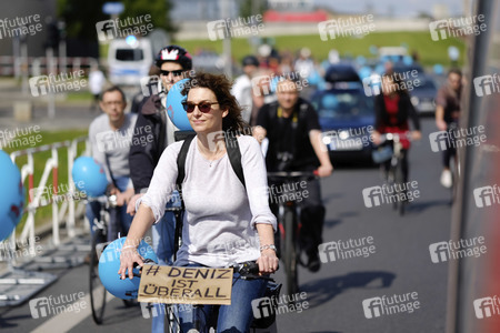 Demonstration für die Freilassung von Deniz Yücel in Berlin