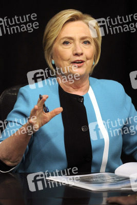 Buchsignierstunde mit Hillary Clinton in New York