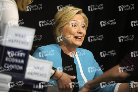 Buchsignierstunde mit Hillary Clinton in New York