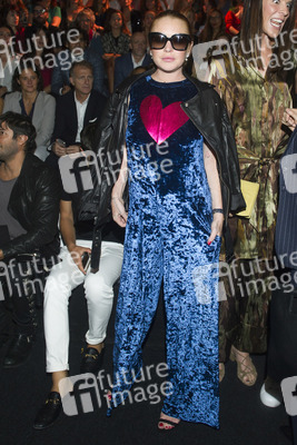 Angel Schlesser Fashion Show auf der Mercedes-Benz Fashion Week Madrid SS 2018