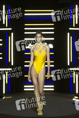 Dolores Cortes Fashion Show auf der Mercedes-Benz Fashion Week Madrid SS 2018
