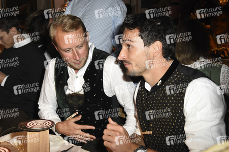 Oktoberfest 2017 Eröffnungsabend in der Käfer Wiesn-Schänke in München