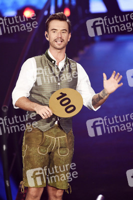 TV-Show 'Dirndl! Fertig! Los! Die Oktoberfestshow 2017' in München