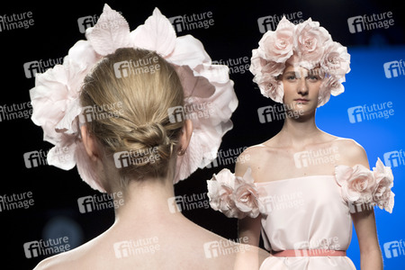 Alvarno y The 2nd Skin Co Fashion Show auf der Mercedes-Benz Fashion Week Madrid SS 2018