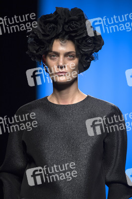 Alvarno y The 2nd Skin Co Fashion Show auf der Mercedes-Benz Fashion Week Madrid SS 2018