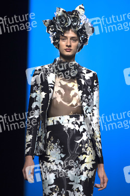 Alvarno y The 2nd Skin Co Fashion Show auf der Mercedes-Benz Fashion Week Madrid SS 2018