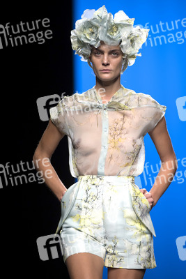 Alvarno y The 2nd Skin Co Fashion Show auf der Mercedes-Benz Fashion Week Madrid SS 2018