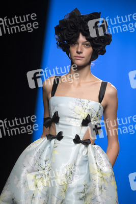 Alvarno y The 2nd Skin Co Fashion Show auf der Mercedes-Benz Fashion Week Madrid SS 2018