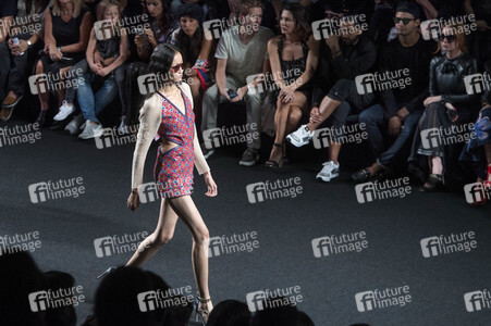 Custo Barcelona Fashion Show auf der Mercedes-Benz Fashion Week Madrid SS 2018