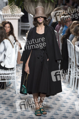 Jorge Vazquez Fashion Show auf der Mercedes-Benz Fashion Week Madrid SS 2018