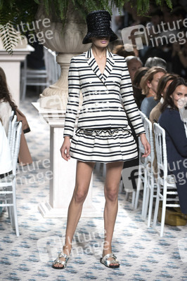 Jorge Vazquez Fashion Show auf der Mercedes-Benz Fashion Week Madrid SS 2018