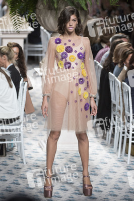 Jorge Vazquez Fashion Show auf der Mercedes-Benz Fashion Week Madrid SS 2018