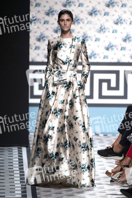 Jorge Vazquez Fashion Show auf der Mercedes-Benz Fashion Week Madrid SS 2018