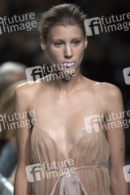 Jorge Vazquez Fashion Show auf der Mercedes-Benz Fashion Week Madrid SS 2018