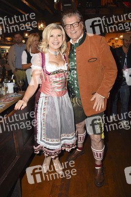 2. Charity Lunch zugunsten von 'Frohes Herz e.V.' beim Oktoberfest 2017 in München