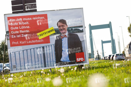 Straßenwahlkampf von Karl Lauterbach in Köln