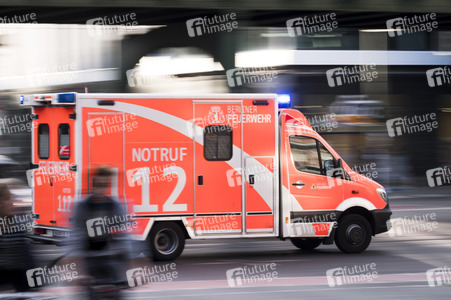 Symbolfoto Rettungswagen