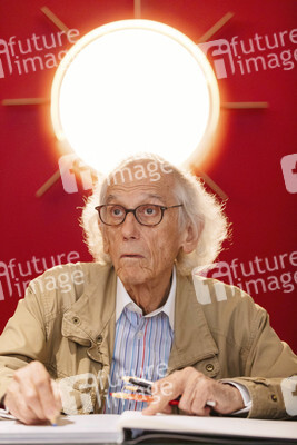 Autogrammstunde von Christo in Köln