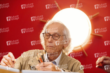 Autogrammstunde von Christo in Köln