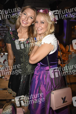 In der Käfer Wiesn-Schänke auf dem Oktoberfest 2017 in München