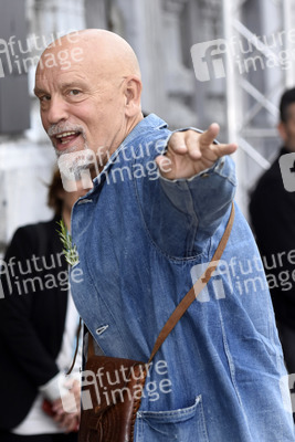 Ankunft von John Malkovich auf dem San Sebastian Film Festival 2017