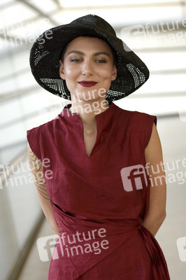 Exklusives Photoshooting mit Soho Rezanejad, San Sebastian Film Festival 2017