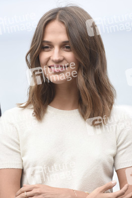 'Submergence' Photocall, San Sebastian Film Festival 2017