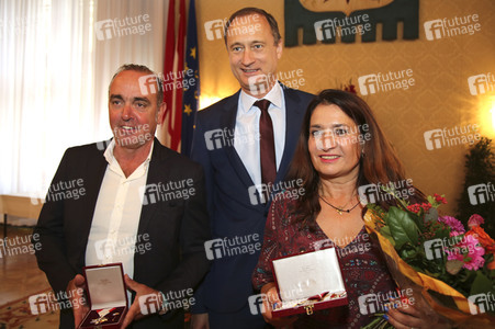 Verleihung des Goldenen Verdienstzeichens des Landes Wien