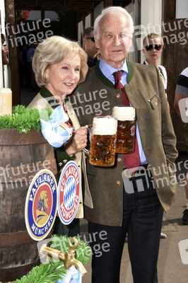 FC Bayern beim Oktoberfest 2017 in München