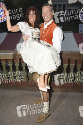 In der Käfer Wiesn-Schänke auf dem Oktoberfest 2017 in München