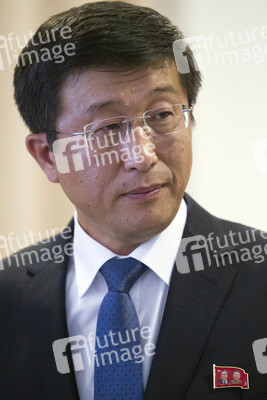 Pressekonferenz mit Kim Hyok Chol in Madrid