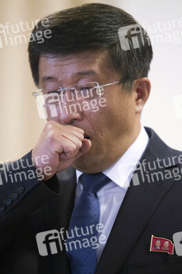 Pressekonferenz mit Kim Hyok Chol in Madrid