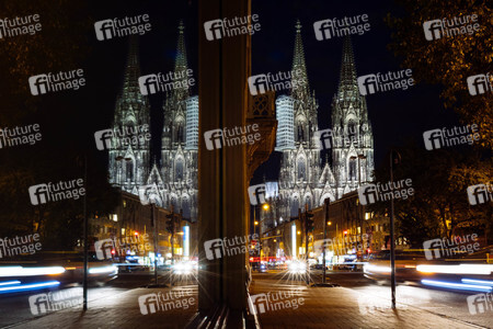 Kölner Dom bei Nacht