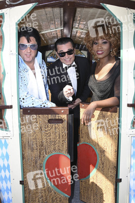 Photocall zur Muscial-Tournee mit Tina Turner, Elvis und Falco auf dem Oktoberfest in München