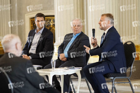Pressegespräch zum Auftakt der Wiedereröffnung der Staatsoper Unter den Linden in Berlin