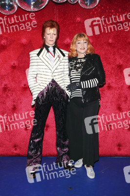 Enthüllung der David Bowie Wachsfigur bei Madame Tussauds Berlin