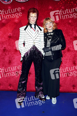 Enthüllung der David Bowie Wachsfigur bei Madame Tussauds Berlin