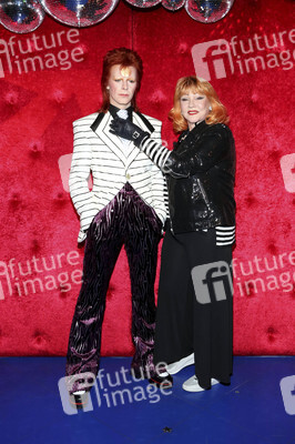 Enthüllung der David Bowie Wachsfigur bei Madame Tussauds Berlin