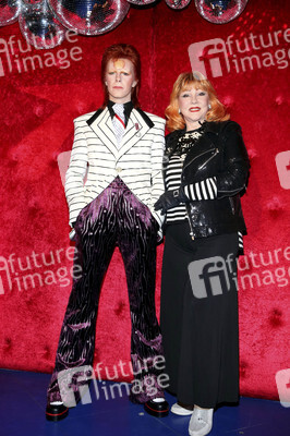 Enthüllung der David Bowie Wachsfigur bei Madame Tussauds Berlin