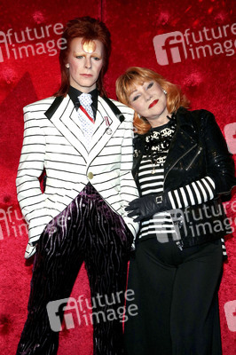 Enthüllung der David Bowie Wachsfigur bei Madame Tussauds Berlin