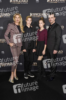 Musicalpremiere 'Bodyguard' in Stuttgart