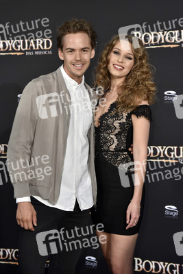 Musicalpremiere 'Bodyguard' in Stuttgart