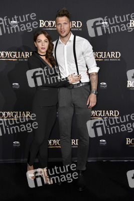 Musicalpremiere 'Bodyguard' in Stuttgart