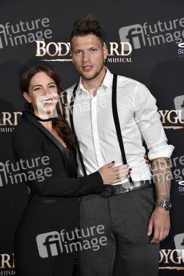 Musicalpremiere 'Bodyguard' in Stuttgart