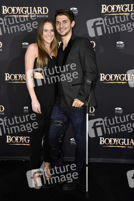 Musicalpremiere 'Bodyguard' in Stuttgart