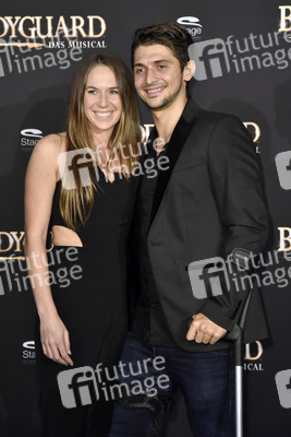 Musicalpremiere 'Bodyguard' in Stuttgart