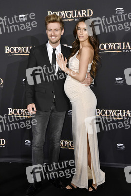 Musicalpremiere 'Bodyguard' in Stuttgart