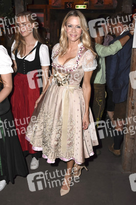 In der Käfer Wiesn-Schänke auf dem Oktoberfest 2017 in München
