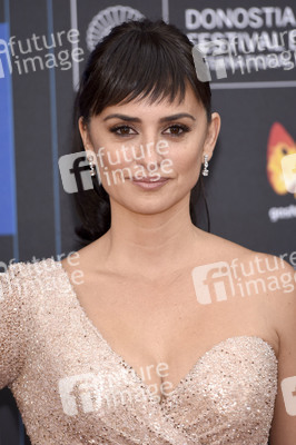 'Loving Pablo' Premiere, San Sebastian Film Festival 2017